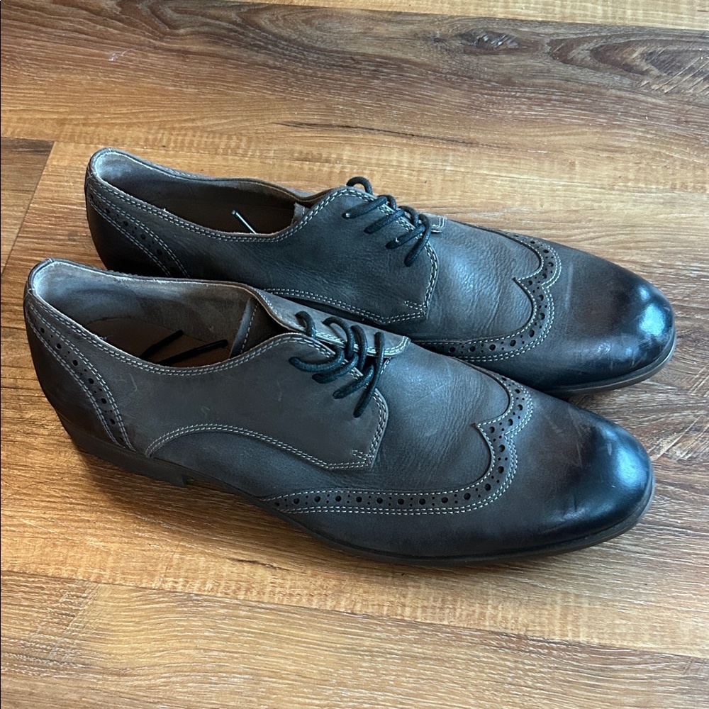 John Varvatos USA Men’s Wing Tip Dress Shoes size 10.5